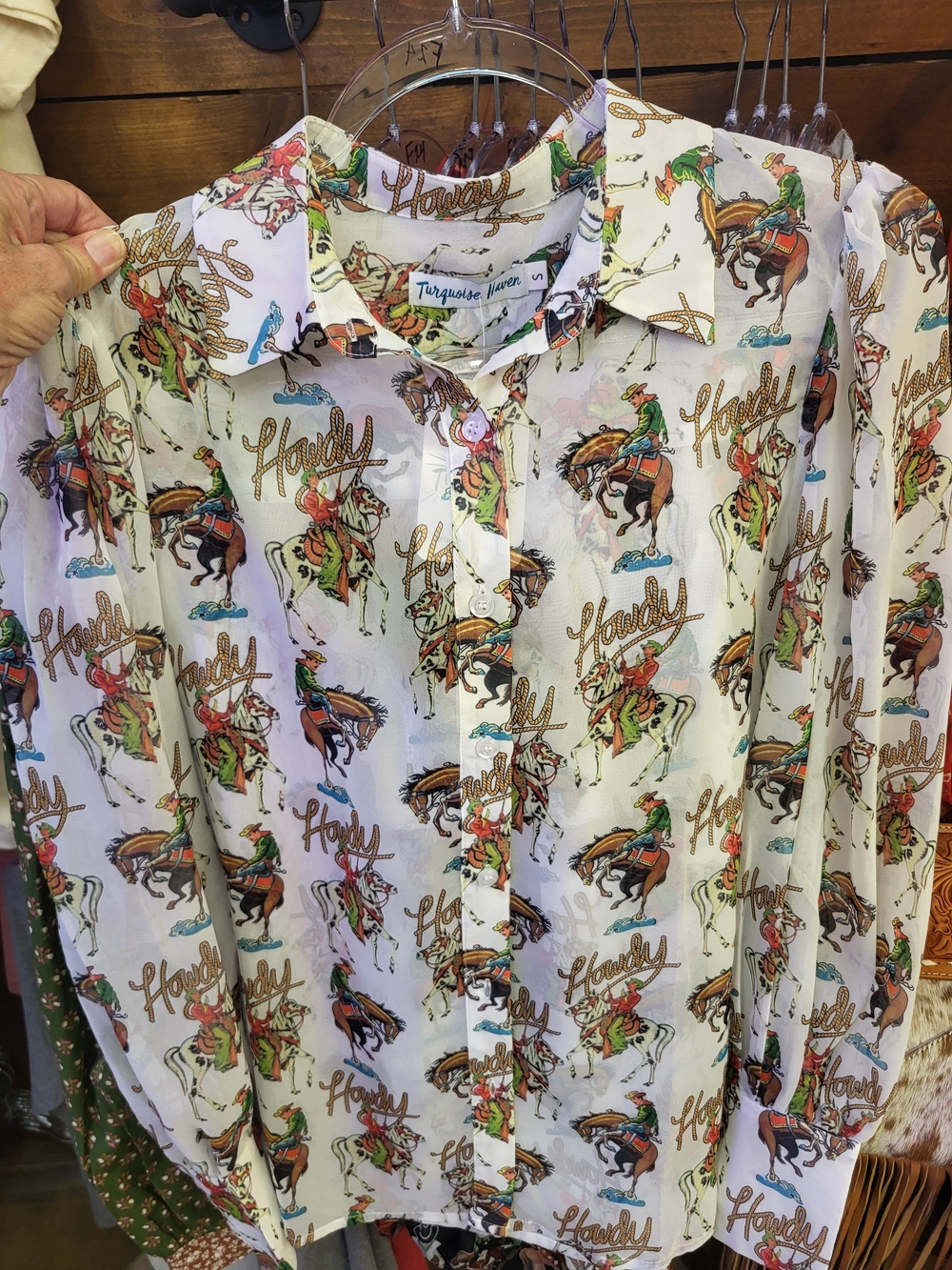 Turquoise Moon White 'Howdy' Printed Button-Up Blouse